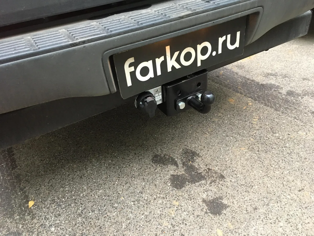 Фаркоп Лидер Плюс для Toyota Hilux 2010-2015 T114-FC в Челябинск