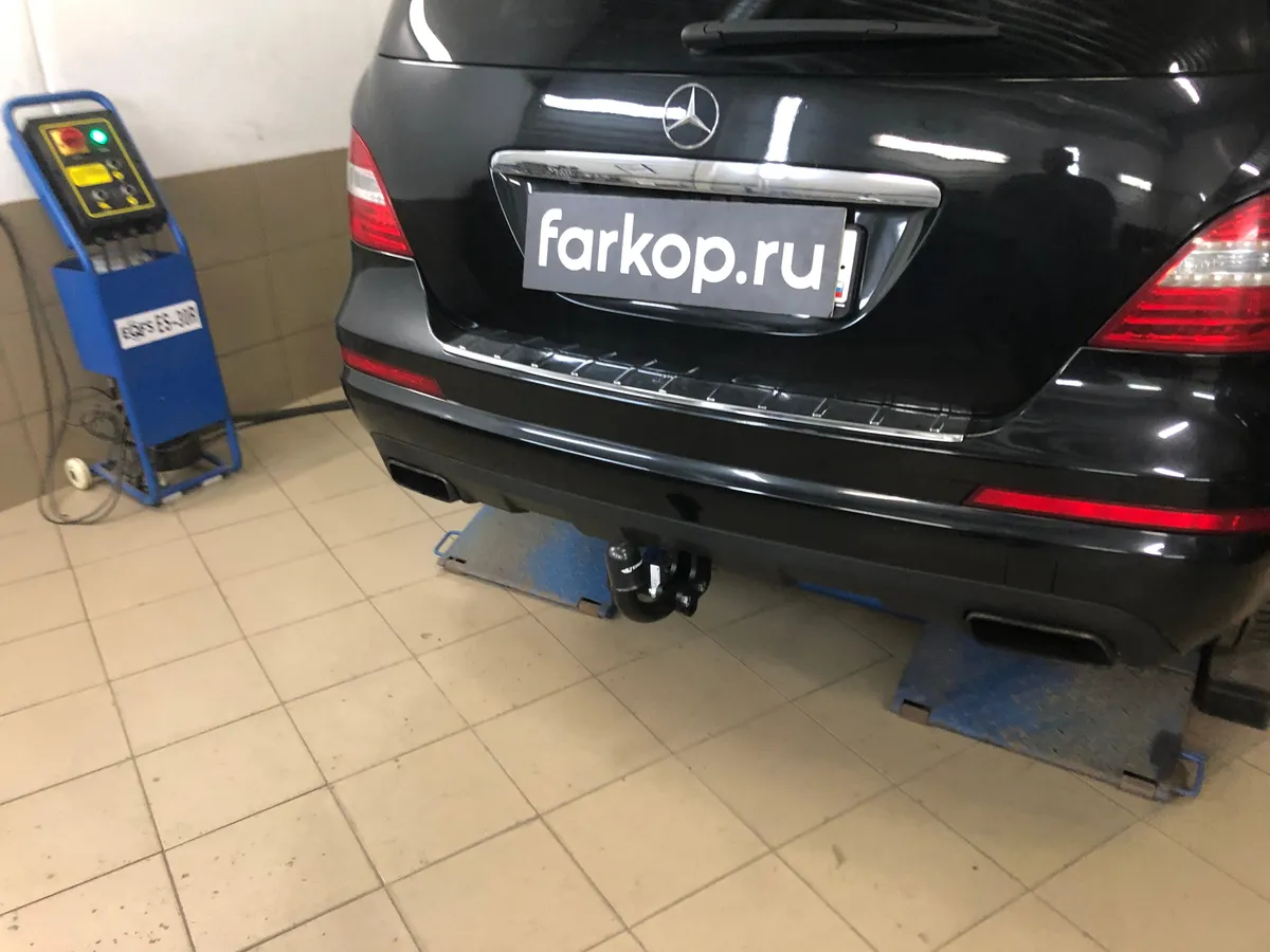 Фаркоп Steinhof для Mercedes R-class 2006-2017 Арт. M-146 M-146 в Челябинск Фаркоп Steinhof для Mercedes R-class 2006-2017 Арт. M-146 M-146 в Челябинск