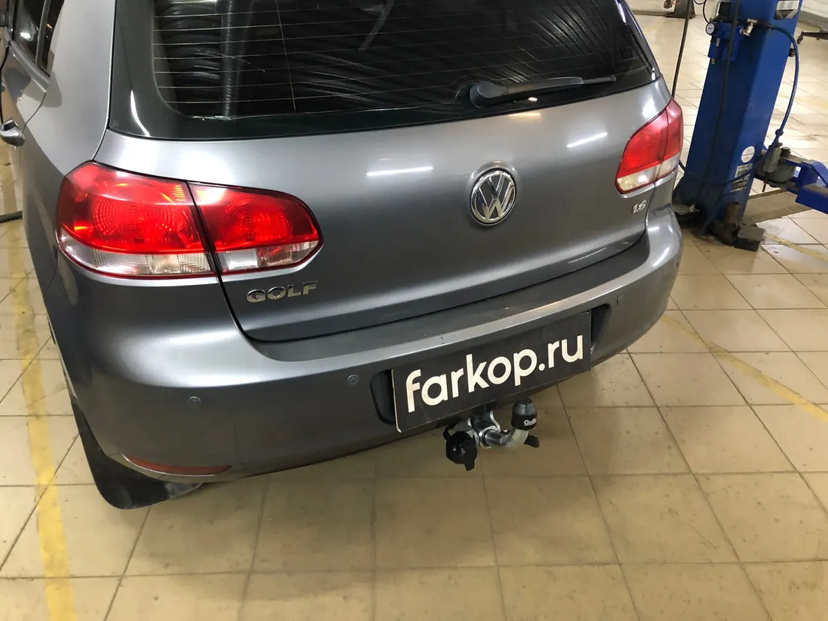 Фаркоп Galia для Volkswagen Golf 2008-2013 A038C в Челябинск