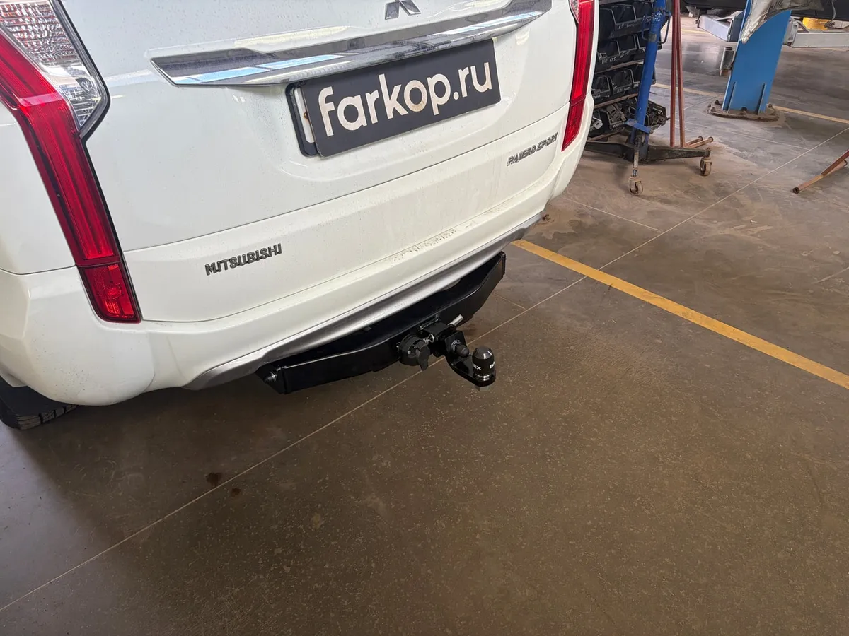 Фаркоп TowRus для Mitsubishi Pajero Sport 2017-2021 189379 в Челябинск Фаркоп TowRus для Mitsubishi Pajero Sport 2017-2021 189379 в Челябинск