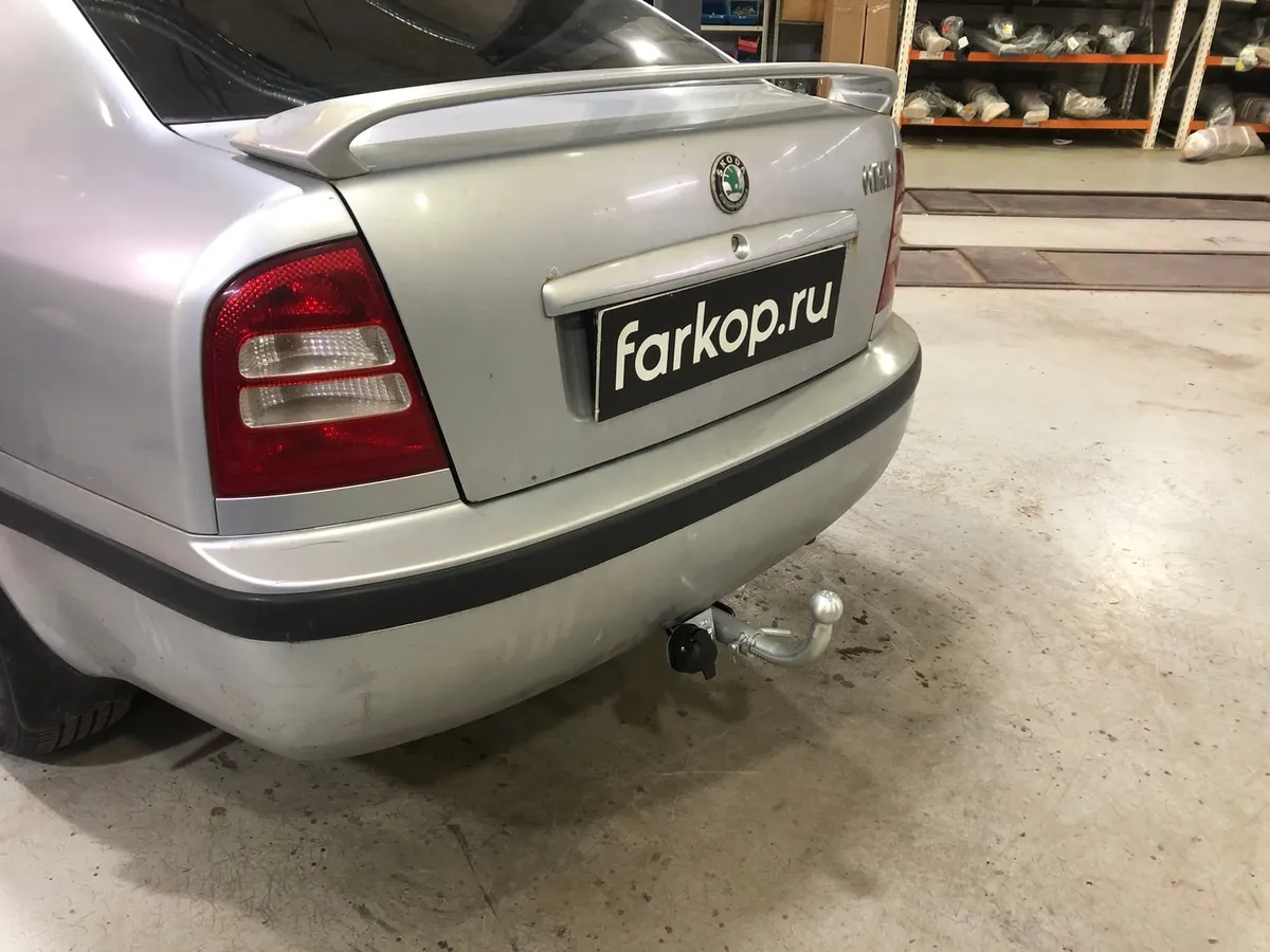 Фаркоп Лидер Плюс для Skoda Octavia Tour (лифтбек) 1996-2011 S104-BA в Челябинск