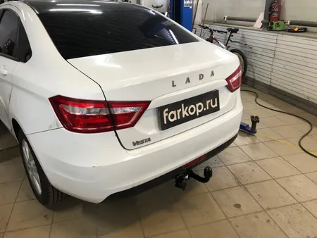 Фаркоп Berg для Lada Vesta (вкл. Cross) 2015-2022 Арт. F.6012.003 F.6012.003 в Челябинск