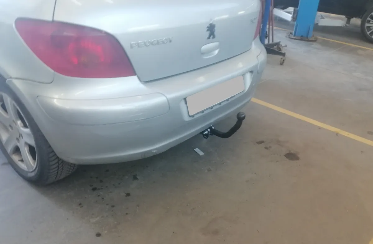 Фаркоп Лидер плюс для Peugeot 307 (хетчбек) 2001-2008 P106-A в Челябинск